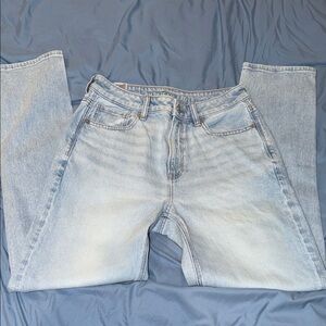 American Eagle Outfitters Light Blue Ankle Jeans